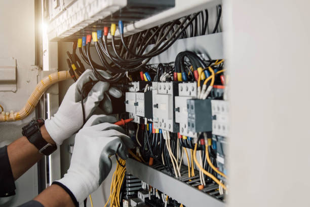 Best Local Electrician Companies  in Warsaw, MO